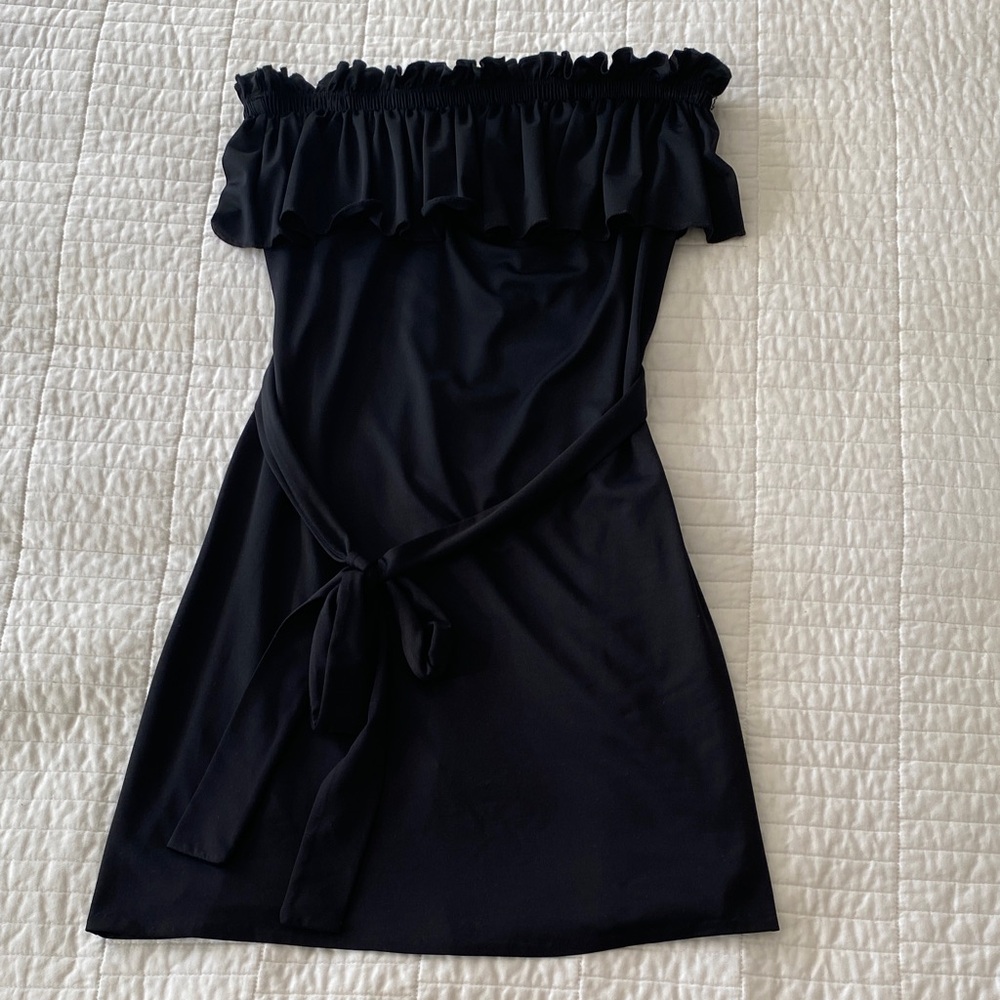 Elegant Black Mini Strapless Dress